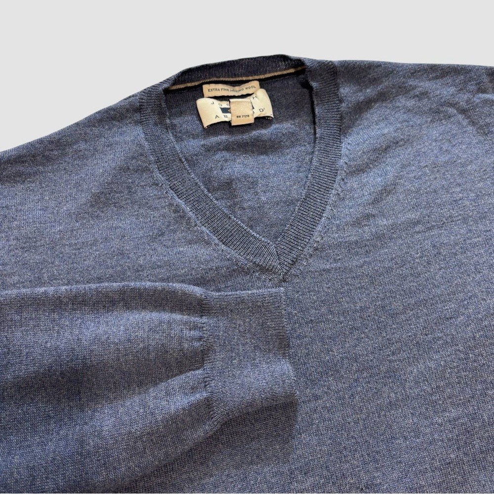 Joseph Abboud Men's XLT 100% Extra Fine Merino Wool V Neck Sweater Blue